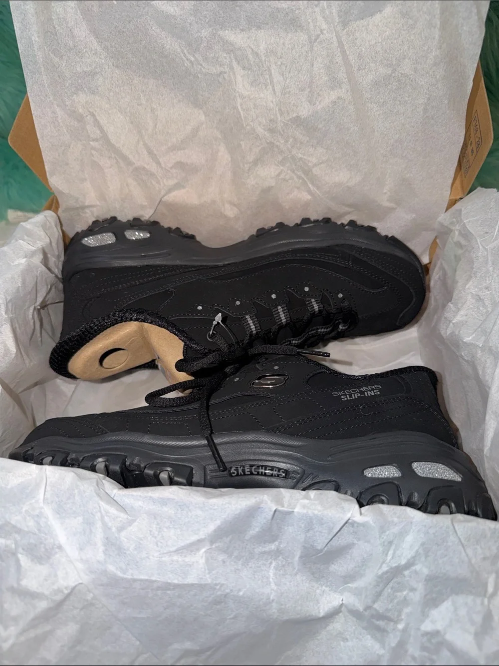NIB Skechers Women's D'Lites Fan Girl Sneaker Hands Free Slip-Ins Size 8, Black